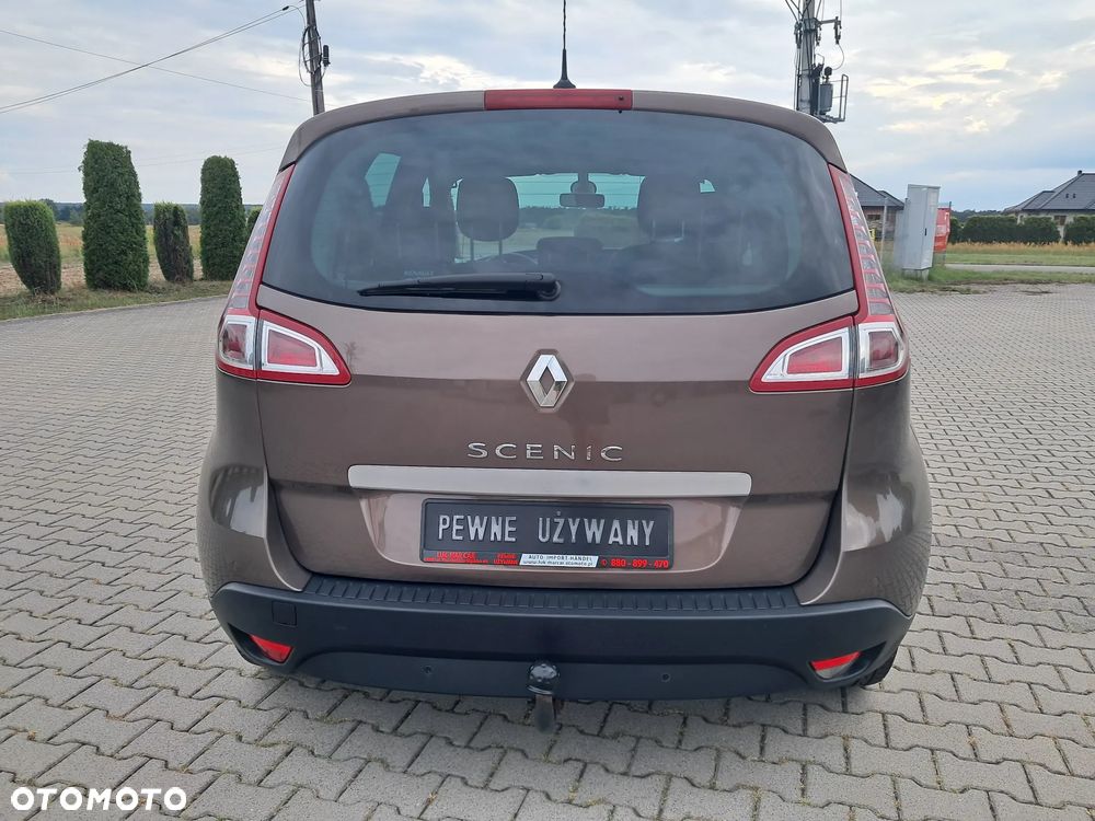 Renault Scenic 1.6 16V Luxe Privilege - 12