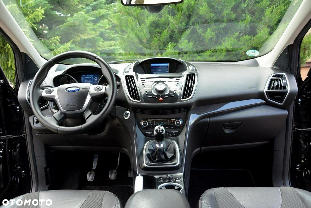 Ford Kuga 2.0 TDCi FWD Titanium - 23