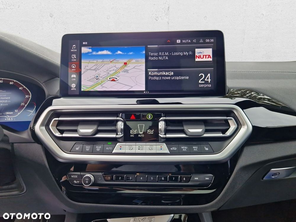 BMW iX3 - 19