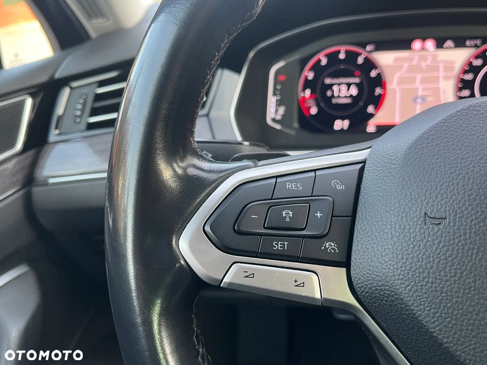 Volkswagen Passat 2.0 TSI Elegance DSG - 21