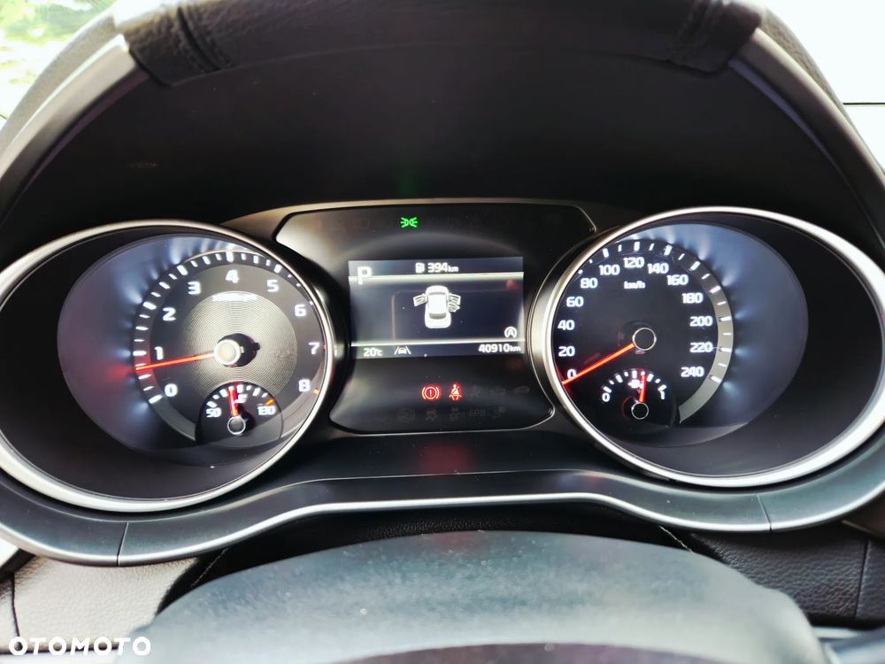 Kia XCeed 1.5 T-GDI M DCT - 24