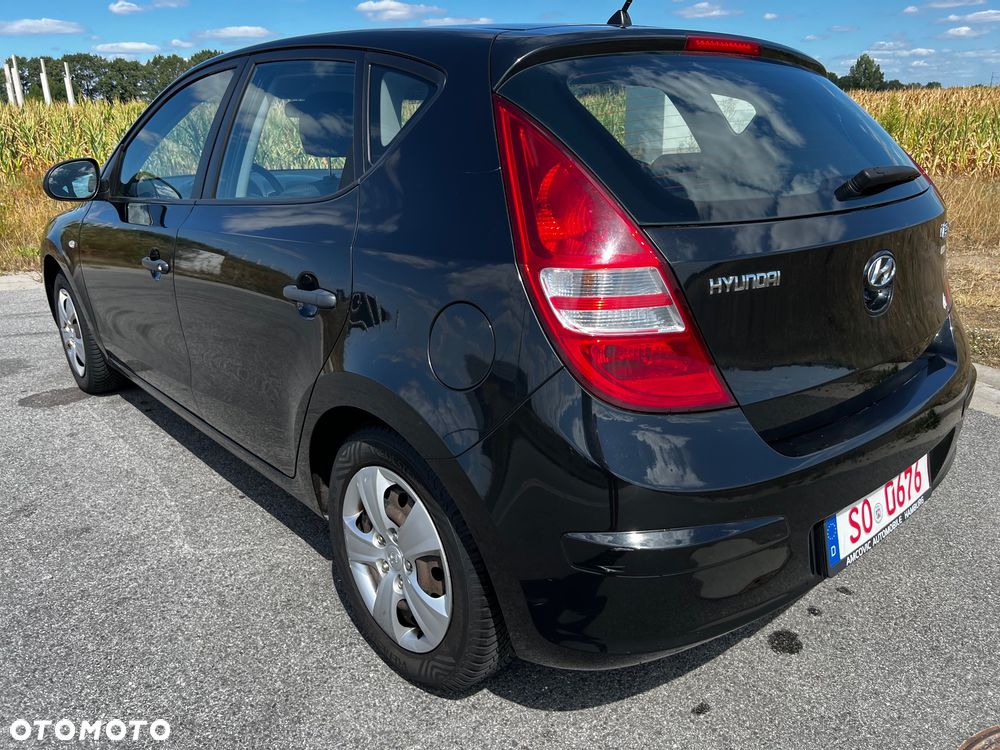 Hyundai i30 1.4 Classic + - 5