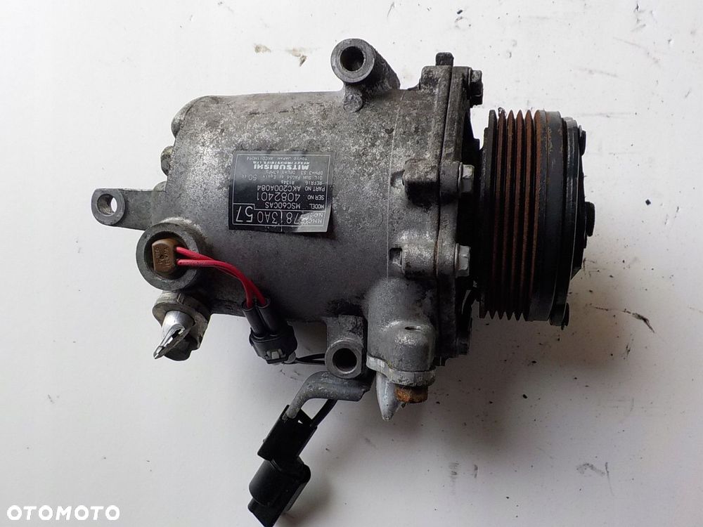 MITSUBISHI LANCER VIII 1.5 16V B ORG SPRĘŻARKA POMPA KLIMATYZACJI 7813A057 - 1
