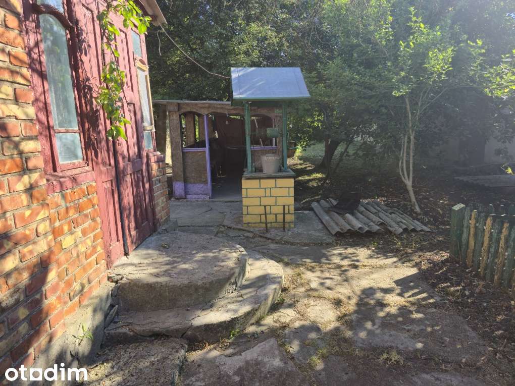 Будинок із п’ятьма кімнатами та двома санвузлами у місті - Повне зображення: 5/6