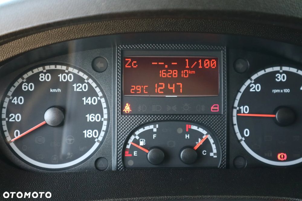 Peugeot BOXER 3,0 177KM,! 8palet + WINDA krajowy!! - 25