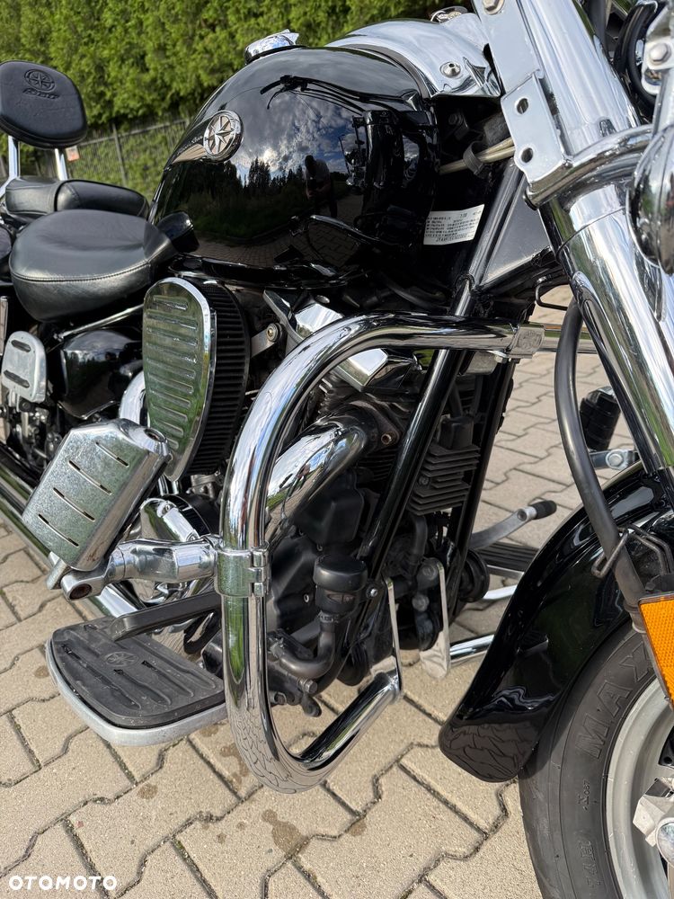 Yamaha Road Star - 9