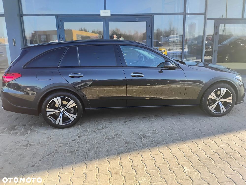 Mercedes-Benz Klasa C 220 d mHEV 4-Matic All-Terrain Avantgarde - 4
