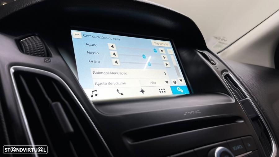 Ford Focus SW 1.5 TDCi Titanium - 22