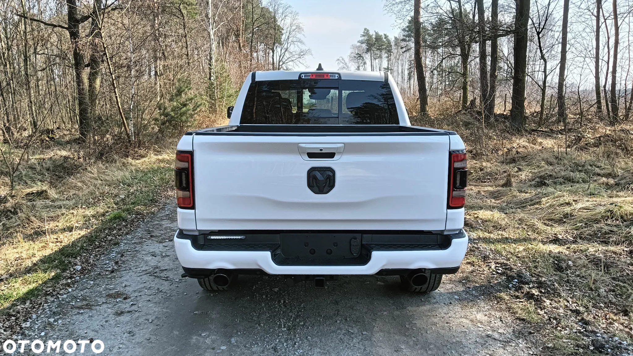 Dodge RAM 1500 5.7 4x4 - 6