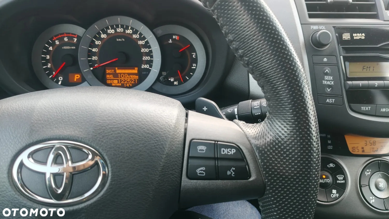 Toyota RAV4 - 39