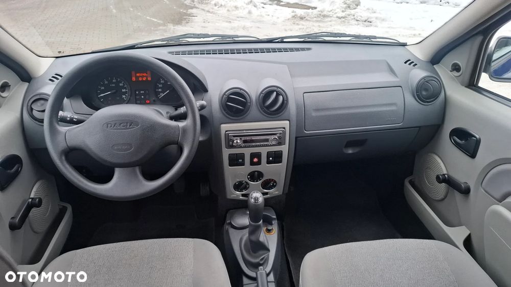 Dacia Logan 1.4 - 10