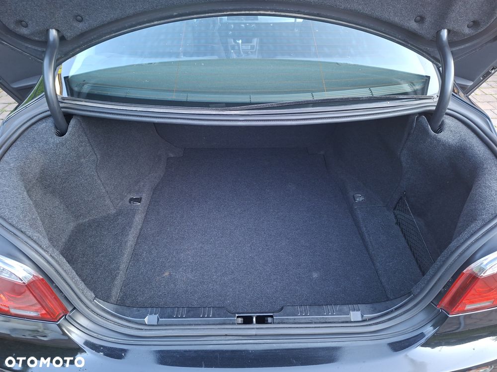 BMW Seria 5 520d - 12