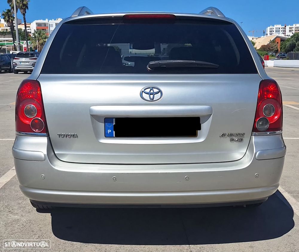 Toyota Avensis SW 2.2 D-4D Sol - 9