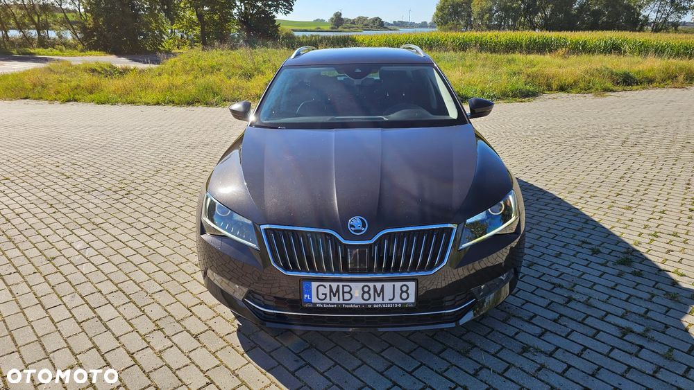 Skoda Superb 2.0 TDI L&K DSG - 6