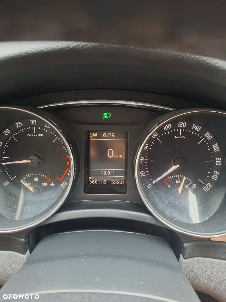 Skoda Superb 1.6 TDI Ambition Greenline - 6
