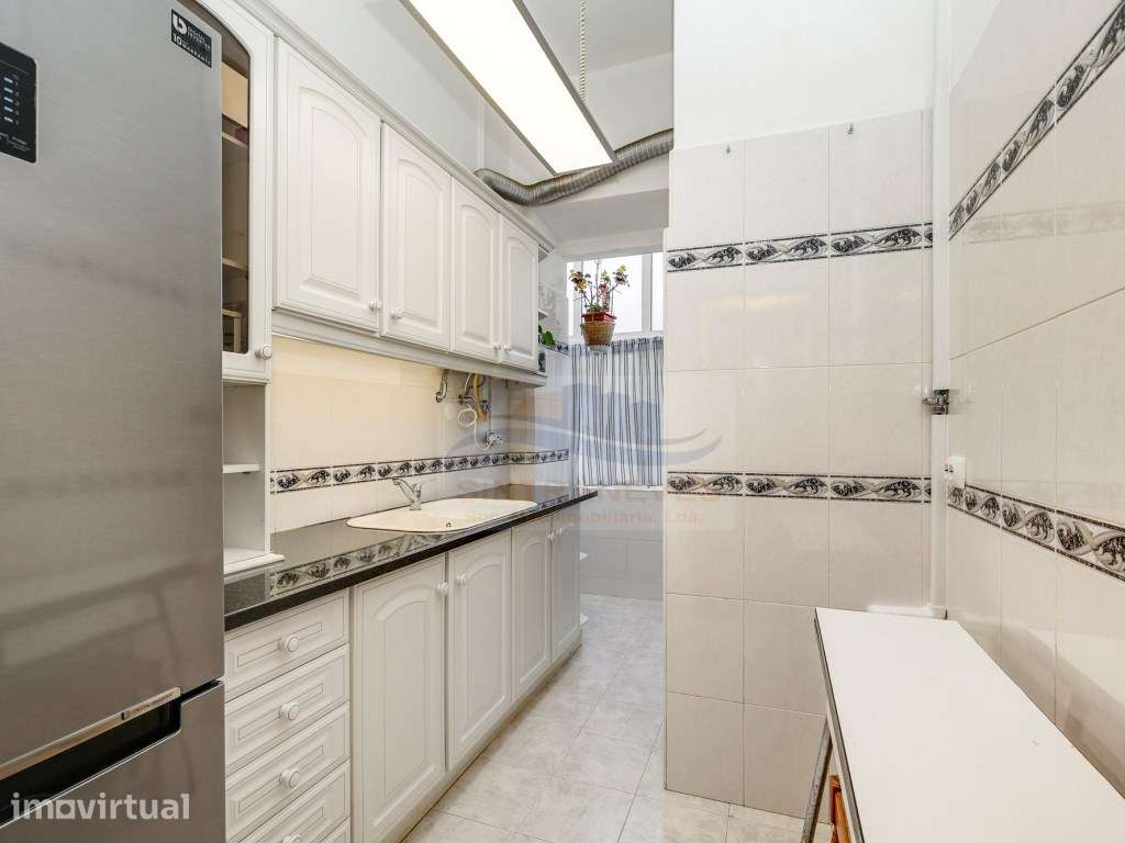 Elegância, Luz Natural e Conforto - T2 Pronto a Habitar na Penha de... - Grande imagem: 2/19