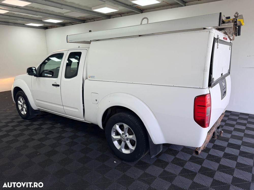 Nissan Navara 2.5 dCi King Cab XE - 13