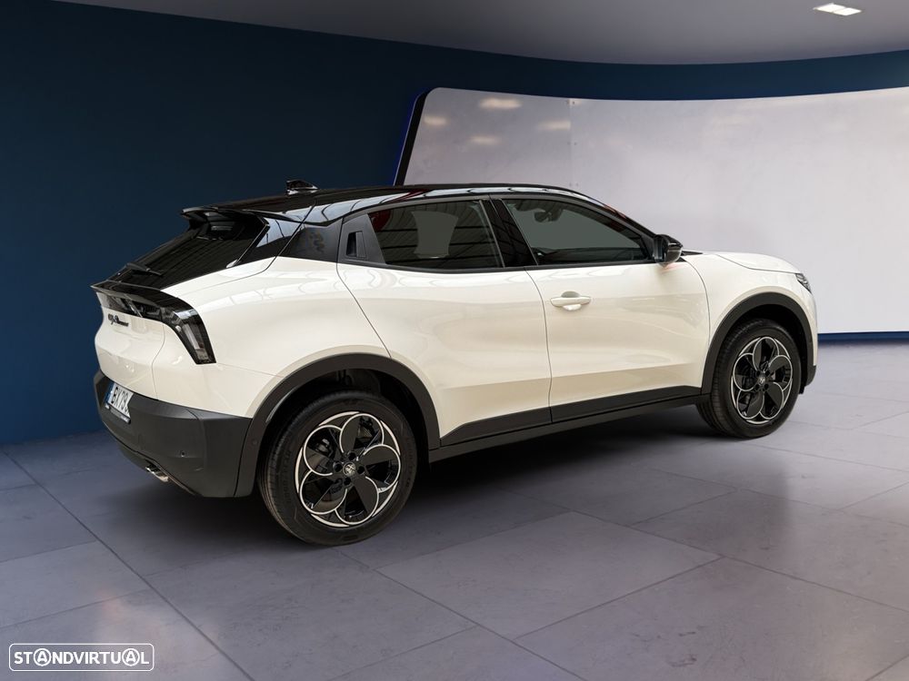 Alfa Romeo Junior 1.2 eDCT6 - 6