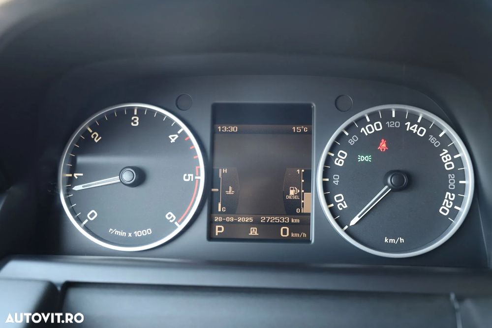 Land Rover Range Rover Sport 3.0 TDV6 HSE Aut - 2
