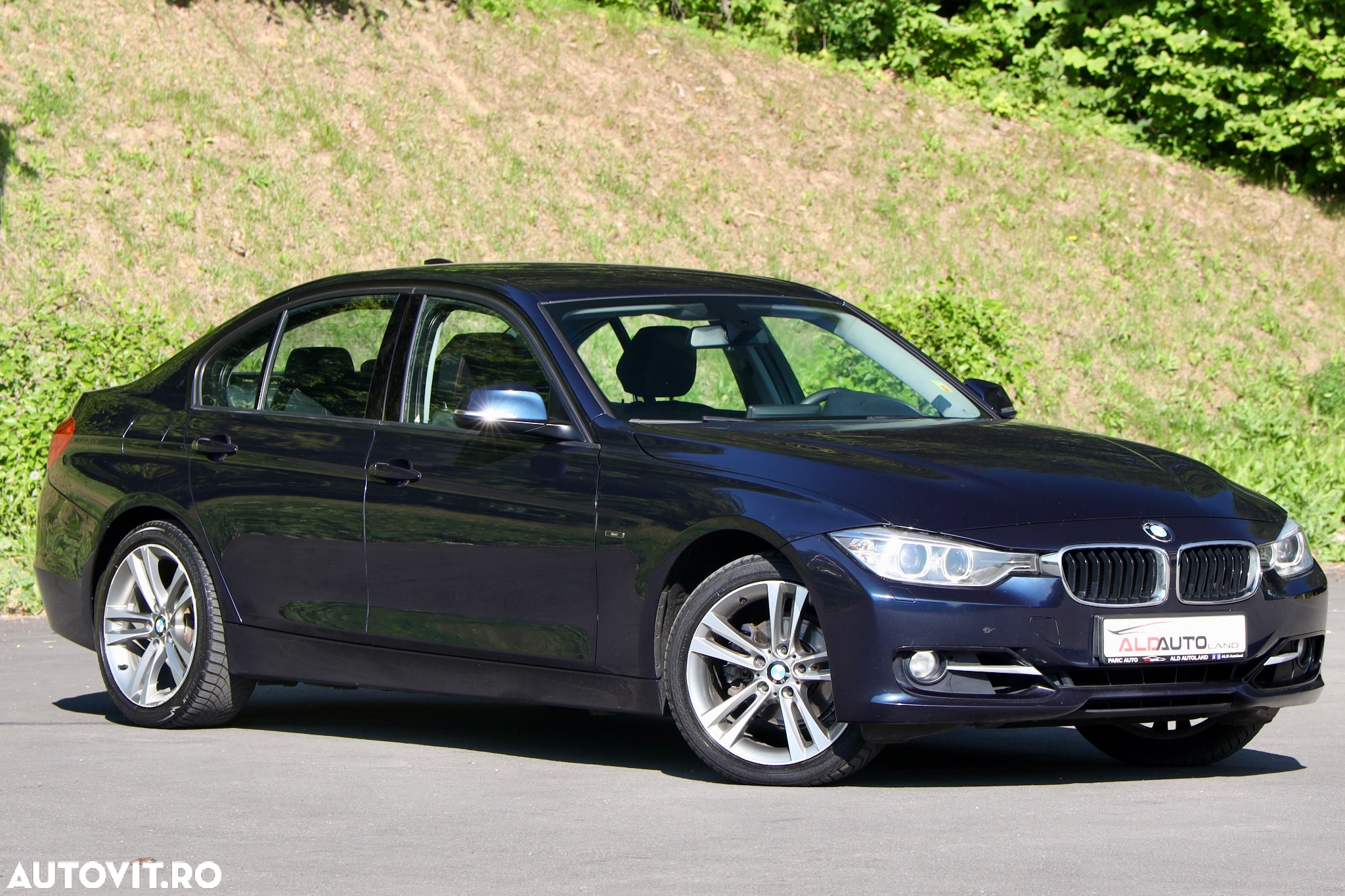BMW Seria 3 320i Aut. Sport Line - 3