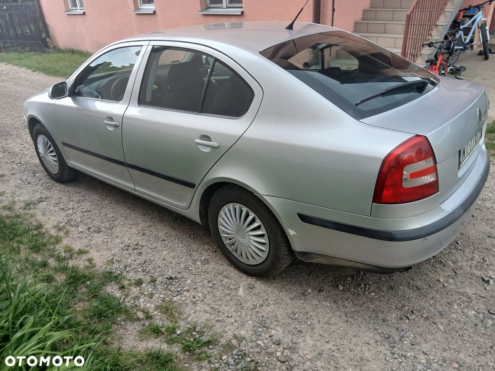 Skoda Octavia 1.6 Ambition - 30