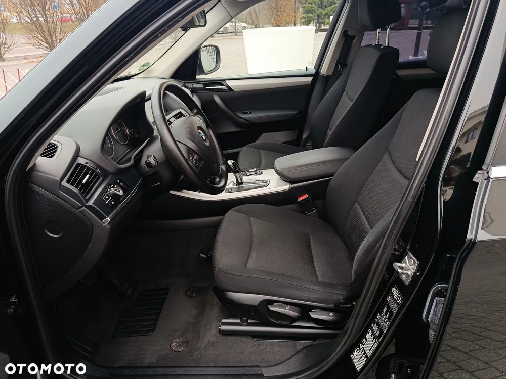 BMW X3 xDrive20d - 16