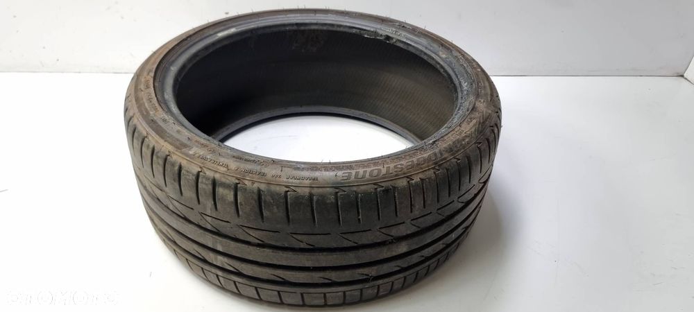 OPONA 245/35 19" BRIDGESTONE LATO CHEVROLET CORVETTE C7 - 1