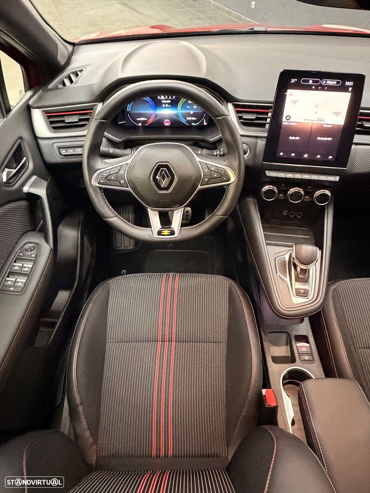 Renault Captur 1.6 E-Tech Plug-In RS Line - 23