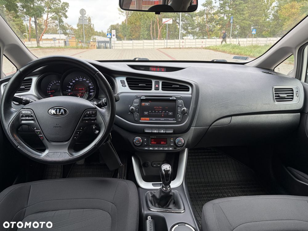 Kia Ceed 1.6 GDI L - 9