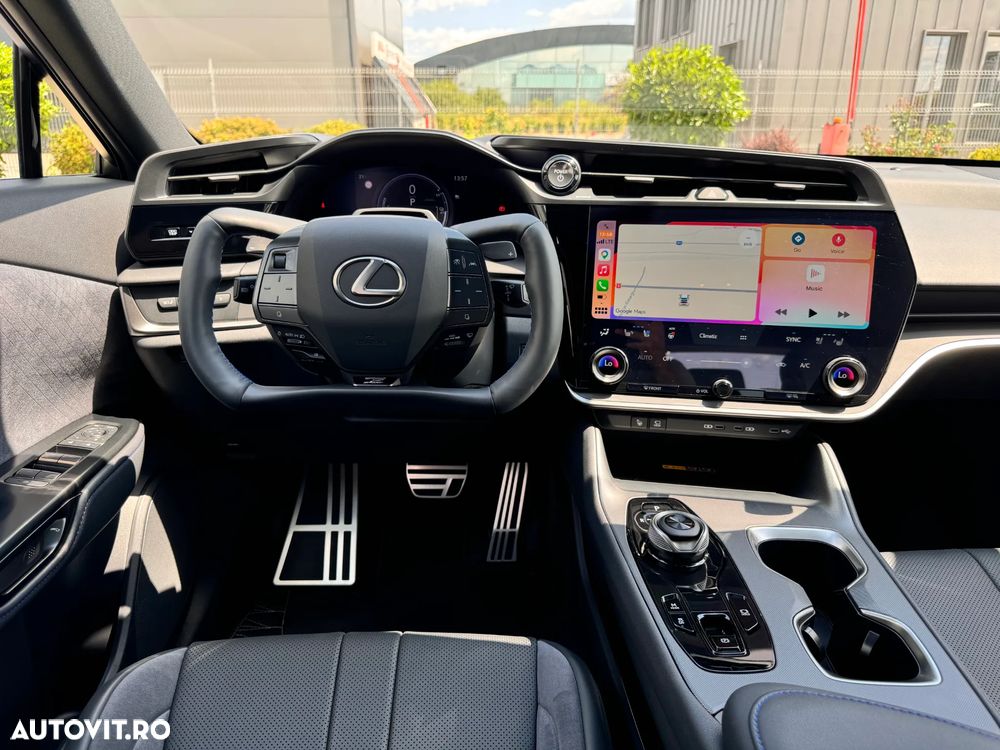 Lexus RZ 550e F SPORT - 14