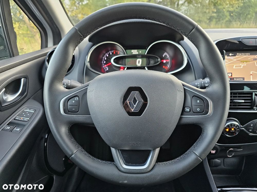 Renault Clio 1.2 16V Limited - 22