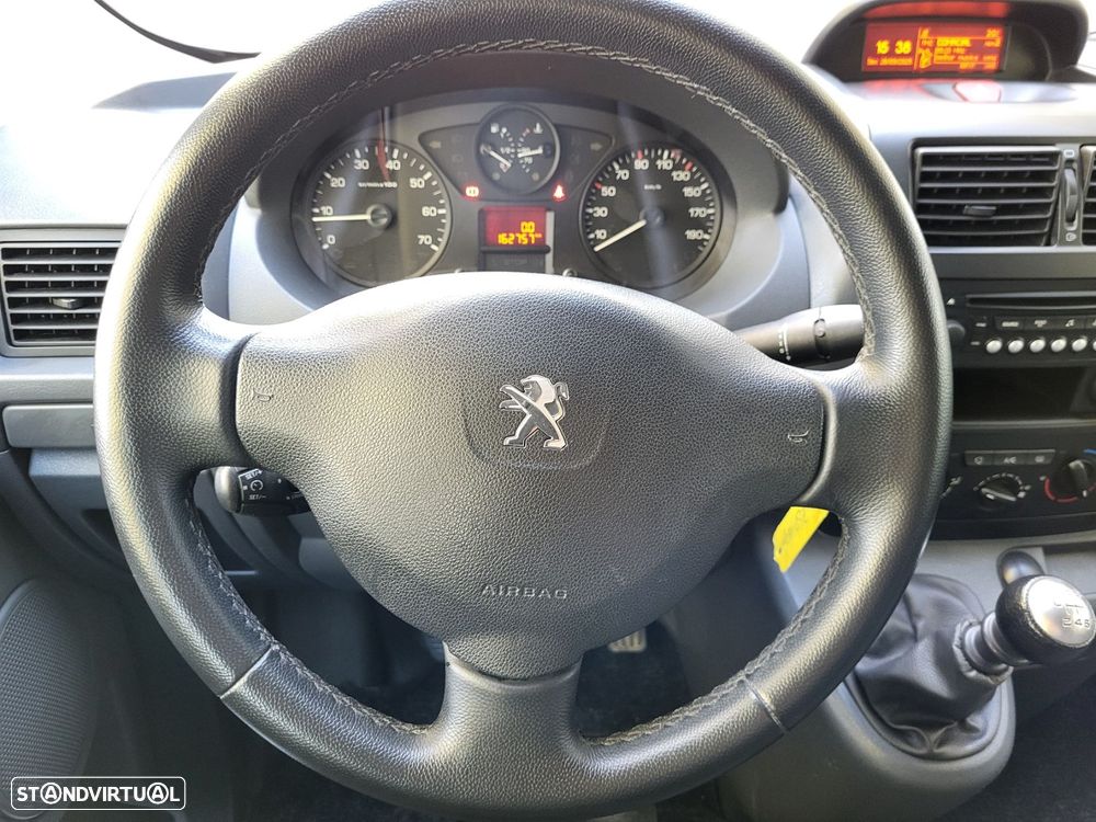 Peugeot Expert 2.0 HDi L2H1 Semi-Vidrado - 7