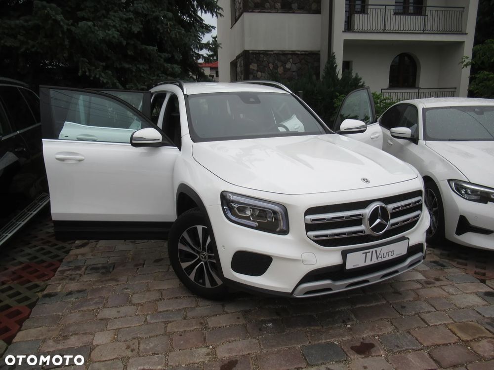 Mercedes-Benz GLB 200 7G-DCT - 39