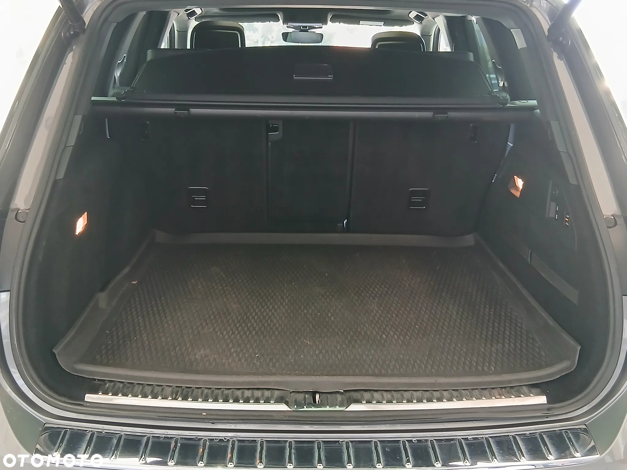 Volkswagen Touareg 3.0 V6 TDI BMT Perfectline R-Style - 38