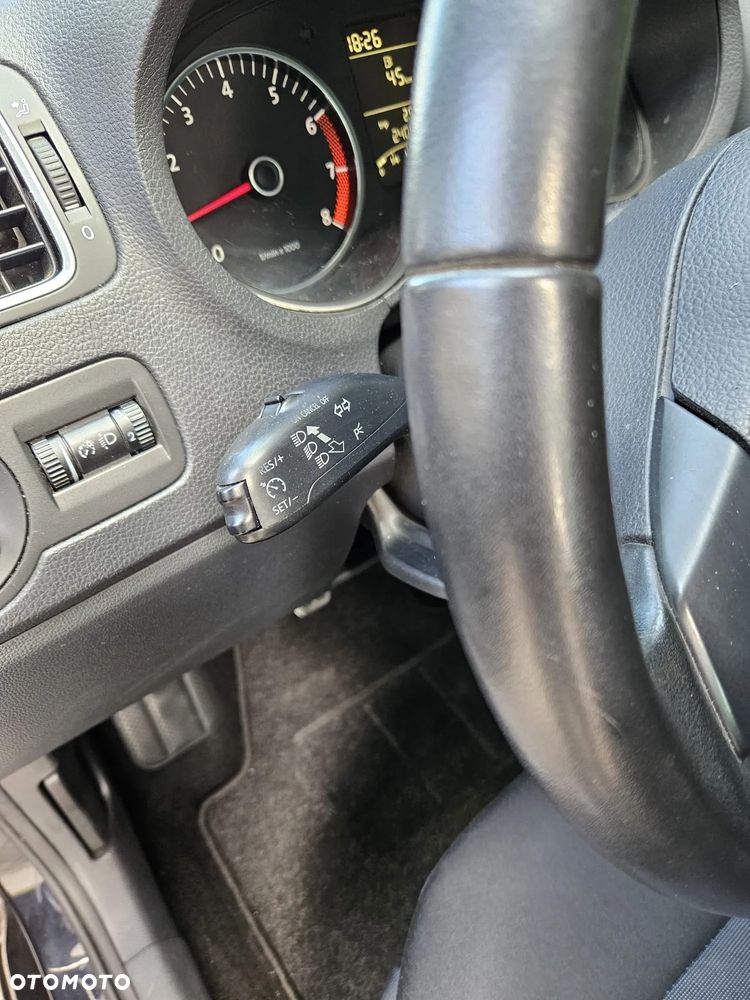 Volkswagen Polo - 25