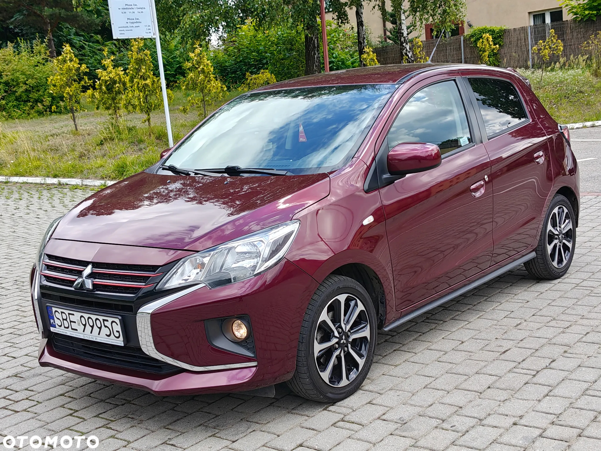 Mitsubishi Space Star AS&G 1.2 CVT Spirit+ Black - 18
