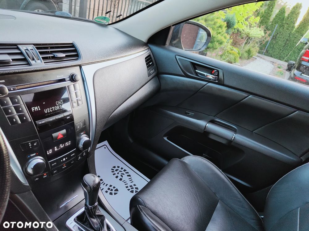 Suzuki Kizashi 2.4 4x4 CVT Sport - 26