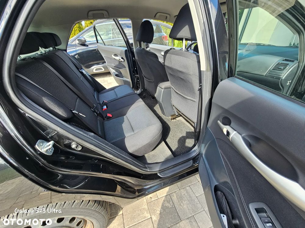 Toyota Auris 1.8 HSD Sol - 15