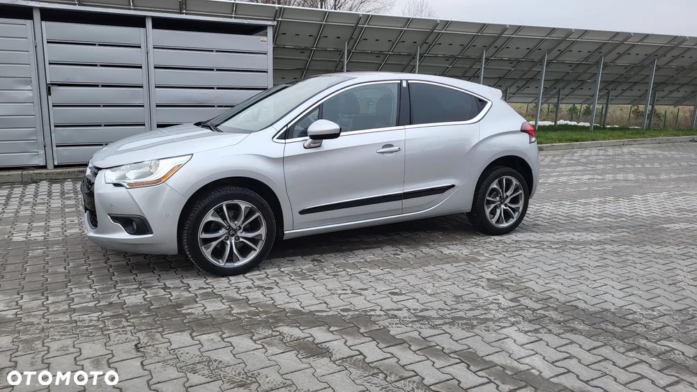 Citroën DS4 HDi 165 Urban Show - 14