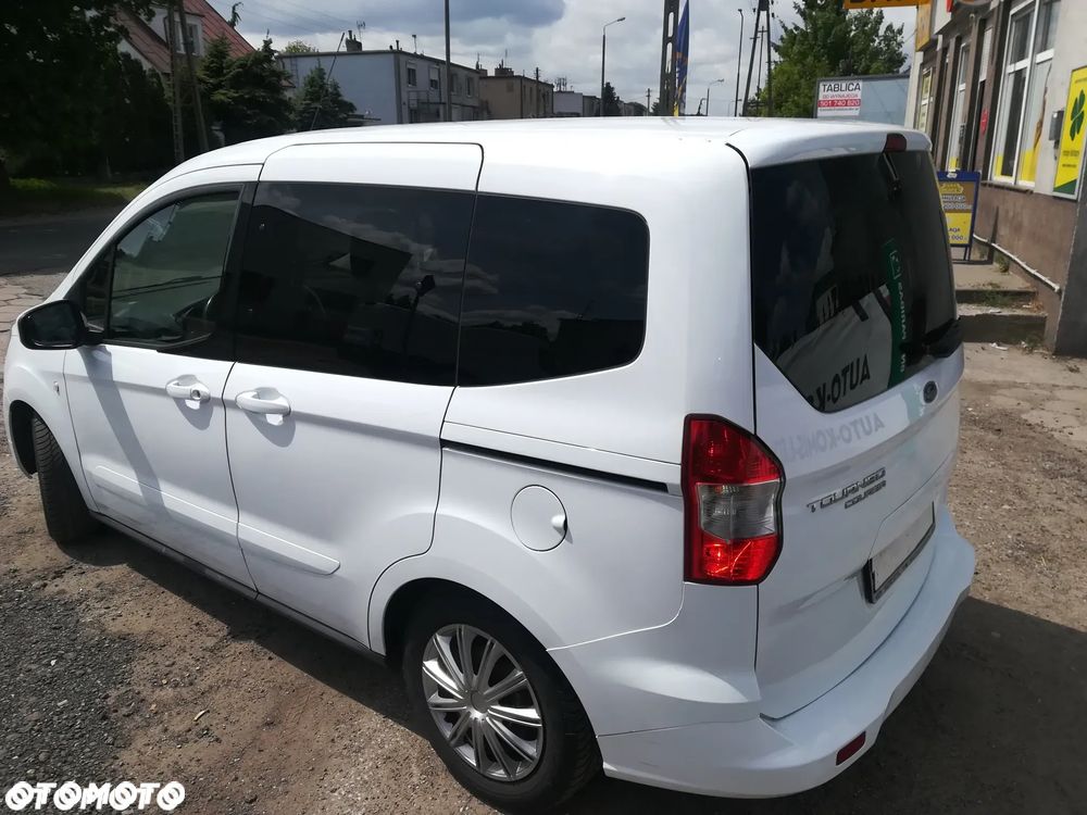 Ford Tourneo Courier - 7