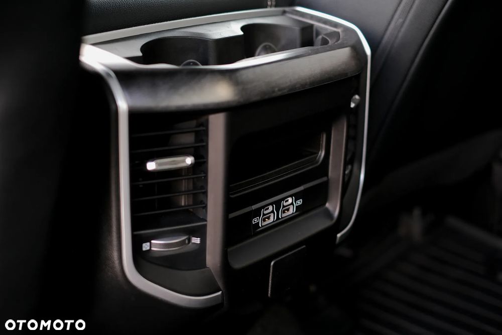 RAM 1500 5.7 Crew Cab Bighorn - 18