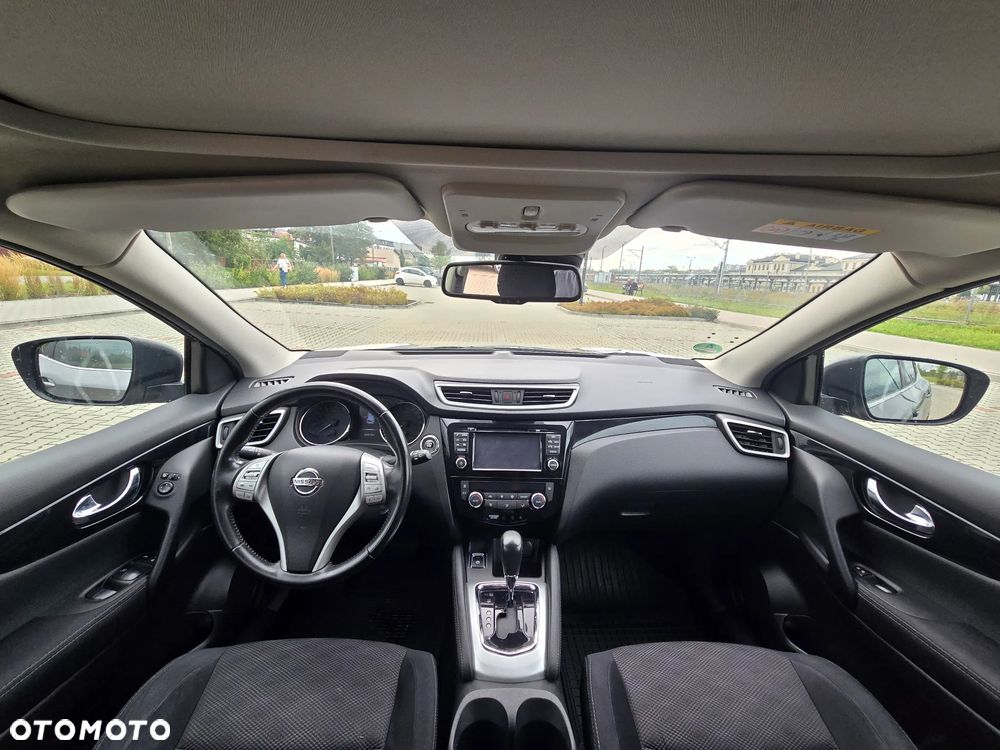 Nissan Qashqai 1.2 DIG-T Xtronic TEKNA - 16