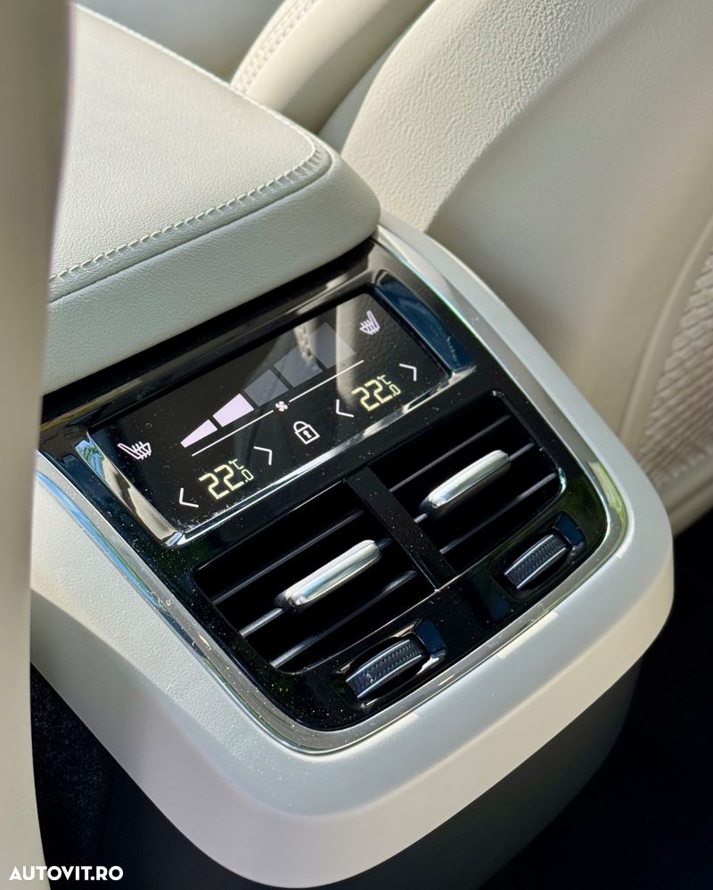 Volvo XC 60 - 13