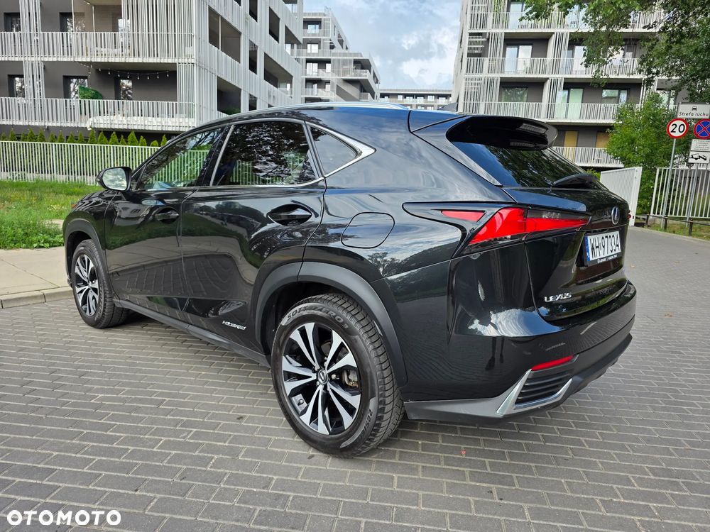 Lexus NX 300h Prestige AWD - 27