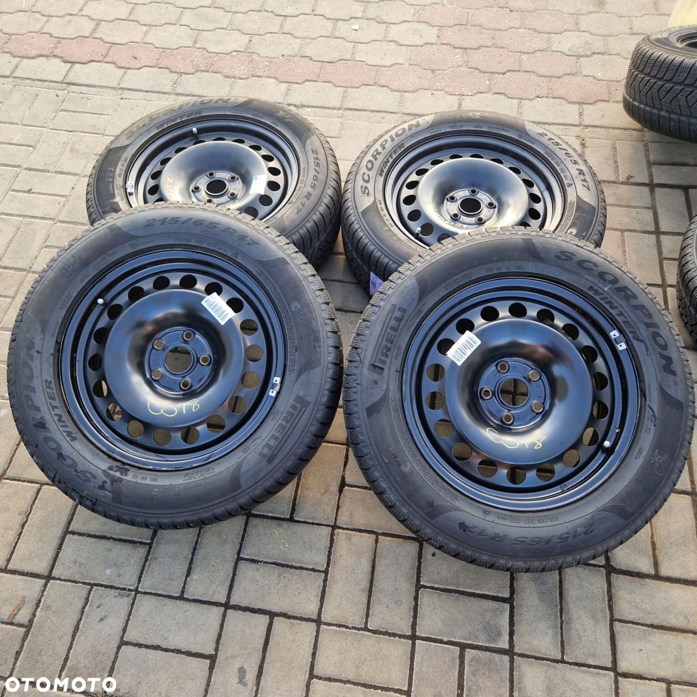 VW Tiguan II Skoda Kodiaq Audi Q3 Seat Tarraco 215/65R17 ET38 - 1