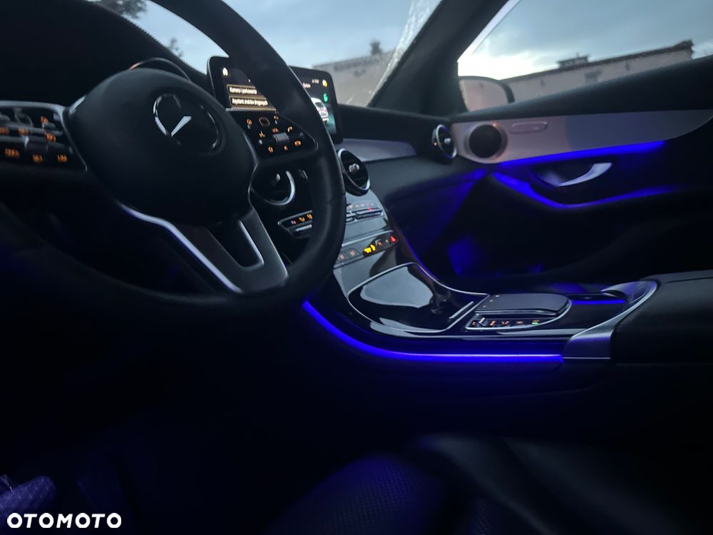 Mercedes-Benz GLC - 34