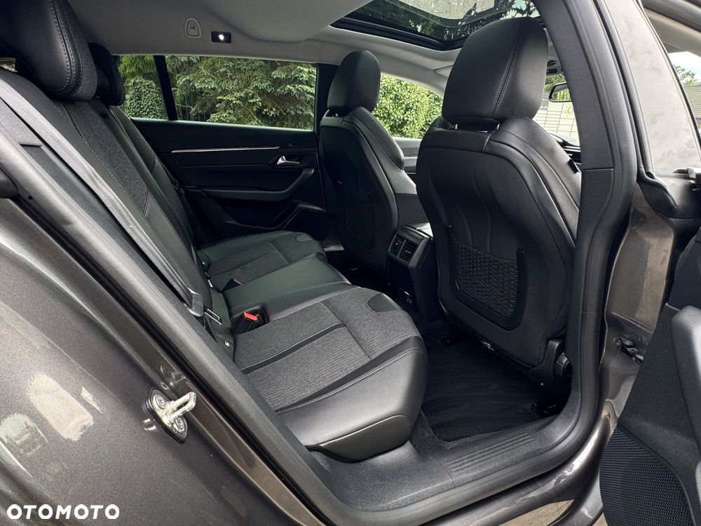 Peugeot 508 BlueHDi 160 EAT8 Allure Business-Paket - 24