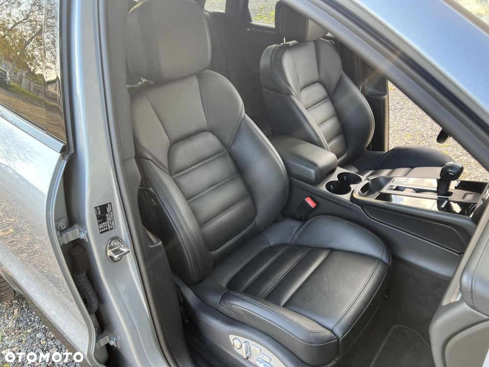 Porsche Macan - 14