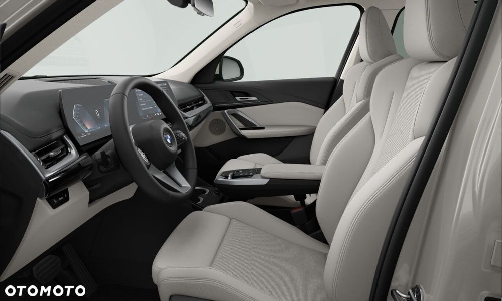 BMW X1 sDrive18i xLine sport - 18