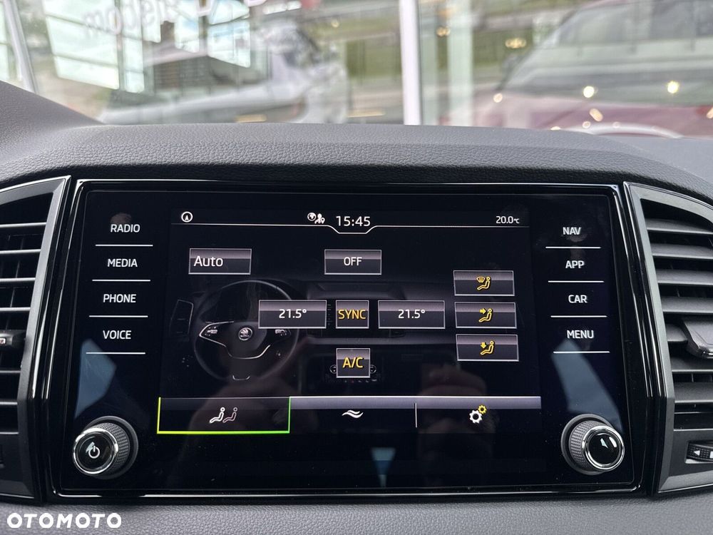 Skoda Karoq 1.5 TSI ACT Selection DSG - 28